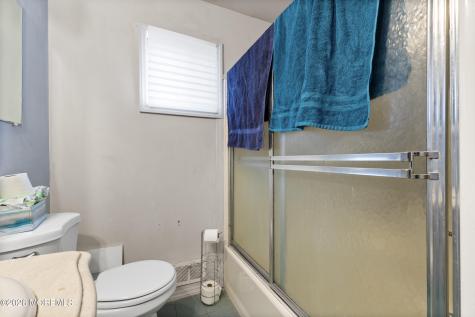 27 Sylvan Lake Boulevard Bayville NJ 08721