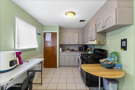 27 Sylvan Lake Boulevard Bayville NJ 08721