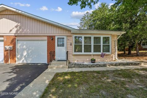11 B Moccasin Drive Whiting NJ 08759