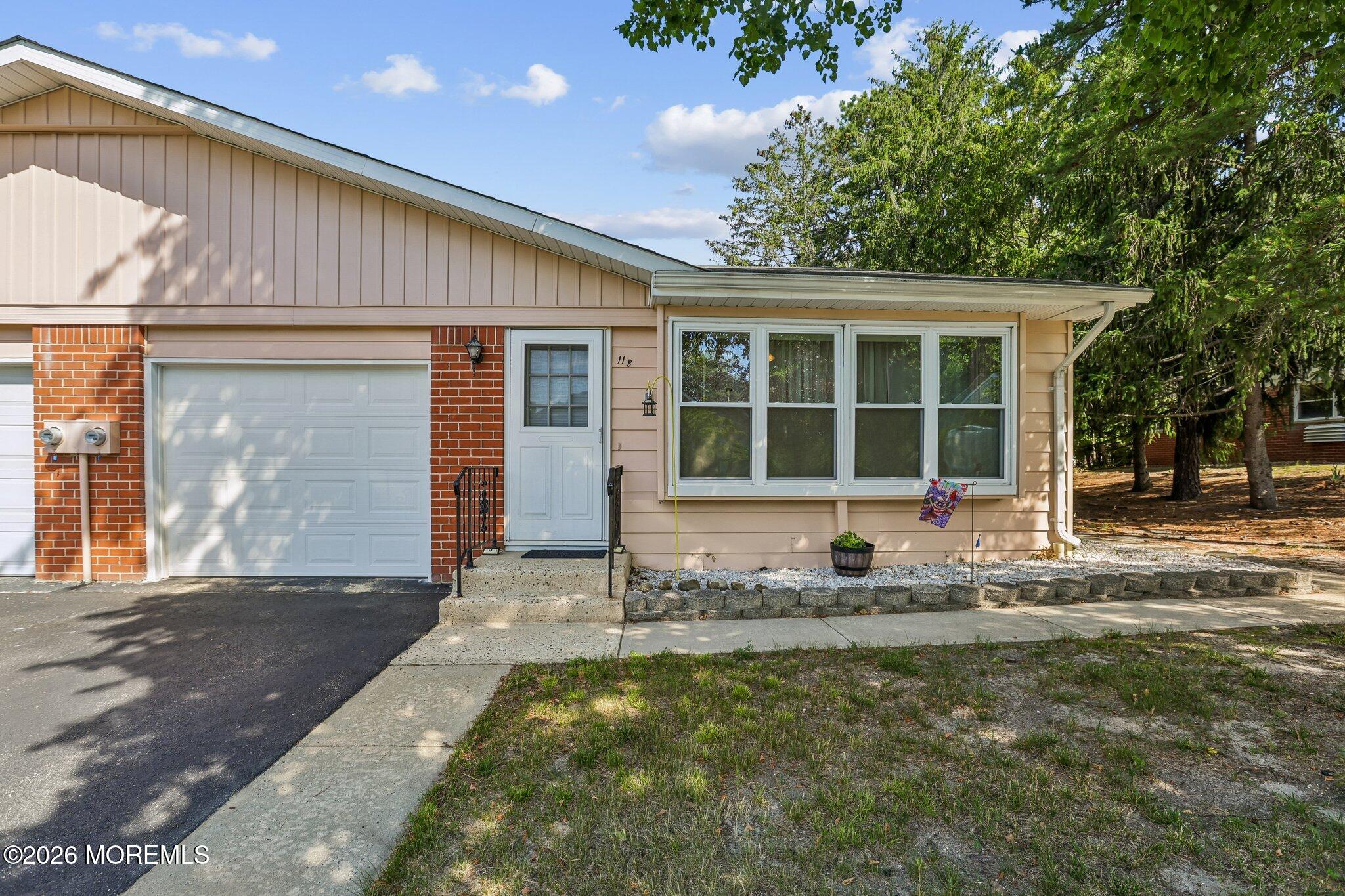 11 B Moccasin Drive Whiting NJ 08759