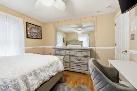 420 Wells Avenue Oakhurst NJ 07755