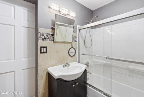 420 Wells Avenue Oakhurst NJ 07755