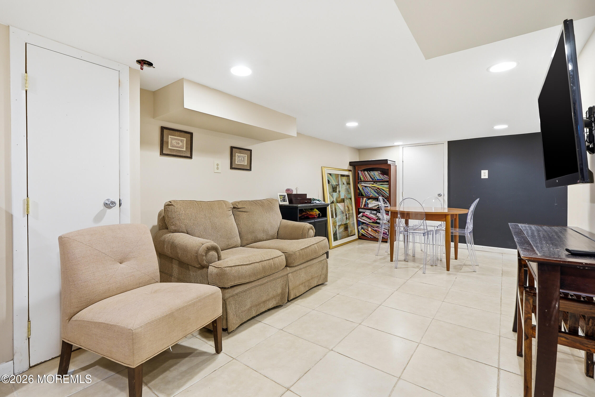 420 Wells Avenue Oakhurst NJ 07755