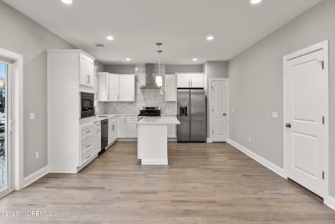 42 W Mohawk Drive Little Egg Harbor NJ 08087