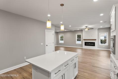 42 W Mohawk Drive Little Egg Harbor NJ 08087