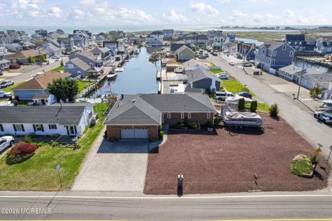 1103 Bayview Avenue Bayville NJ 08721