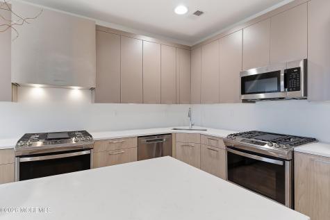 15 Payne Avenue Lakewood NJ 08701
