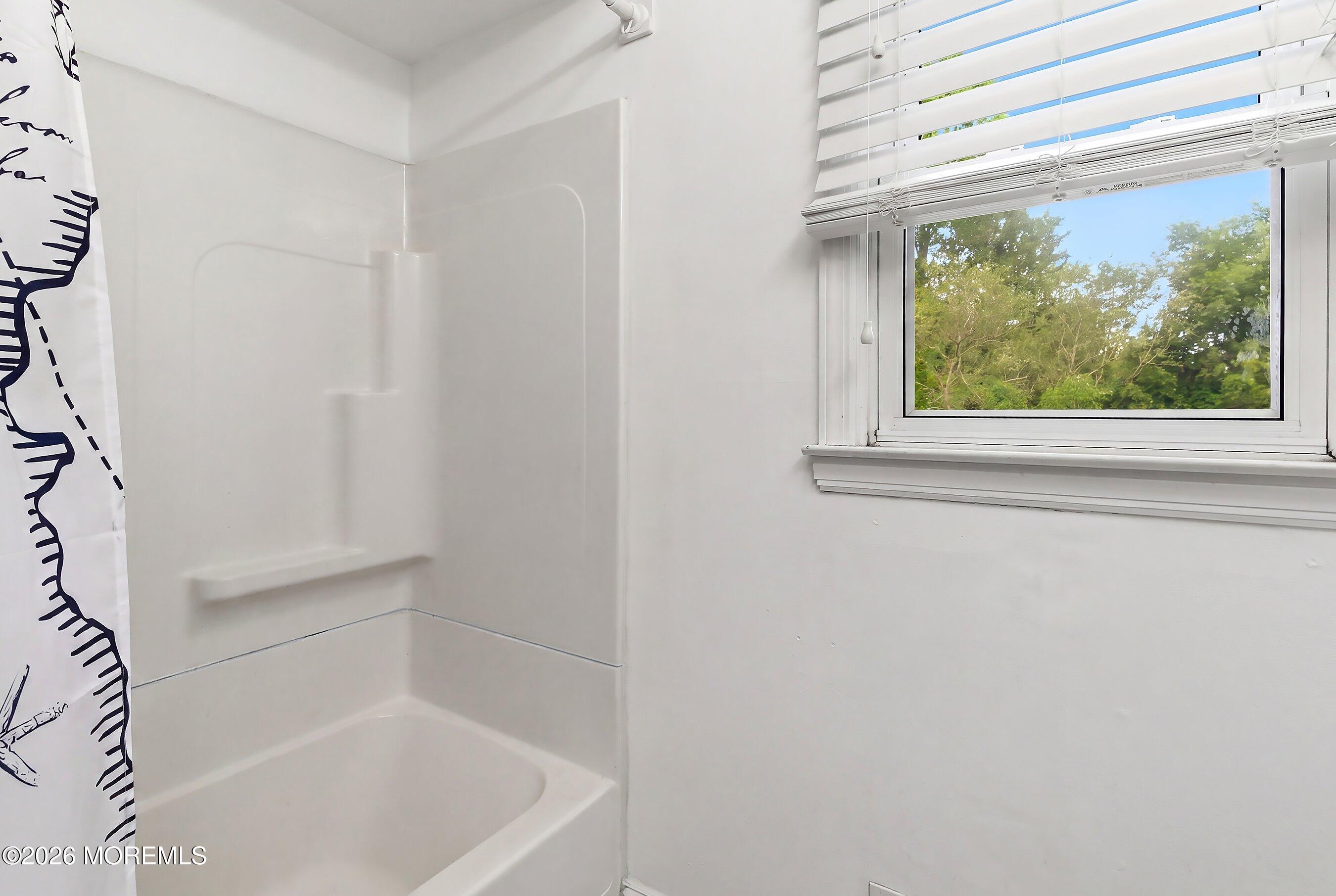 822 York Road Brick NJ 08724