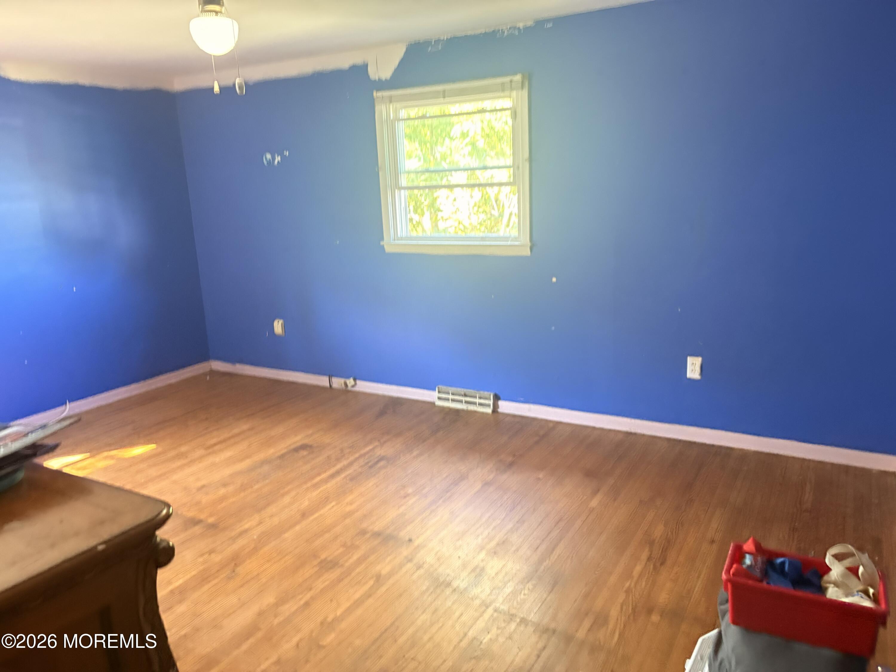 79 Railroad Avenue Waretown NJ 08758