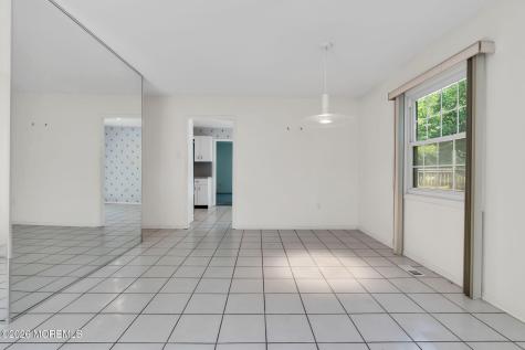 4 Knox Lane Manalapan NJ 07726