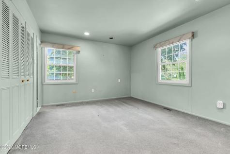 4 Knox Lane Manalapan NJ 07726