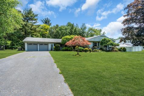 4 Knox Lane Manalapan NJ 07726