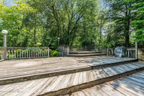 4 Knox Lane Manalapan NJ 07726