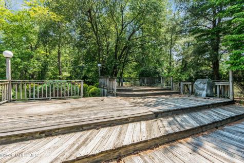 4 Knox Lane Manalapan NJ 07726