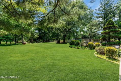 4 Knox Lane Manalapan NJ 07726