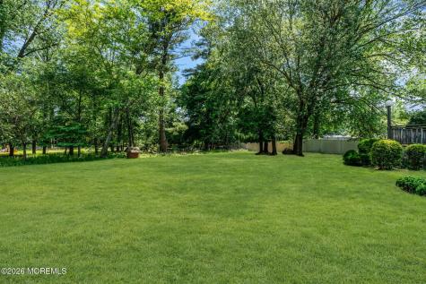 4 Knox Lane Manalapan NJ 07726