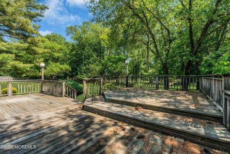 4 Knox Lane Manalapan NJ 07726