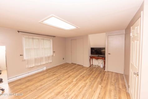 1309 9th Avenue Toms River NJ 08757