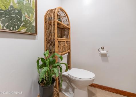 12 Thompson Avenue Leonardo NJ 07737