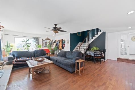 12 Thompson Avenue Leonardo NJ 07737