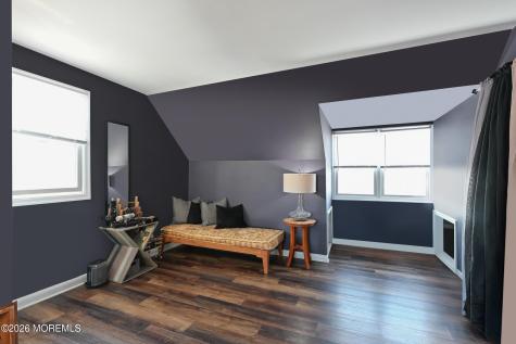 12 Thompson Avenue Leonardo NJ 07737
