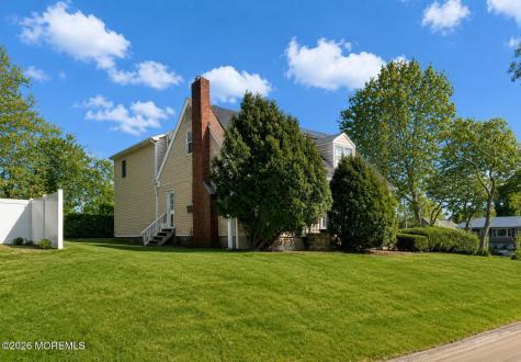 12 Thompson Avenue Leonardo NJ 07737