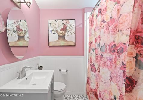 12 Thompson Avenue Leonardo NJ 07737