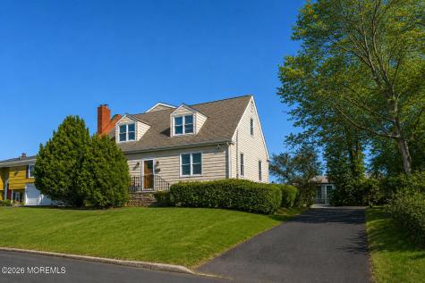 12 Thompson Avenue Leonardo NJ 07737