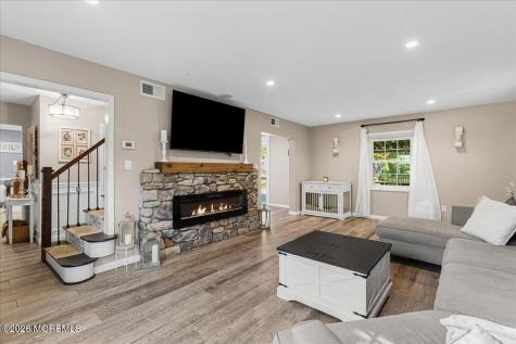 4 Cypress Court Aberdeen NJ 07747