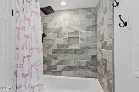 4 Cypress Court Aberdeen NJ 07747