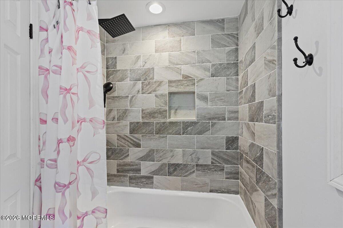 4 Cypress Court Aberdeen NJ 07747