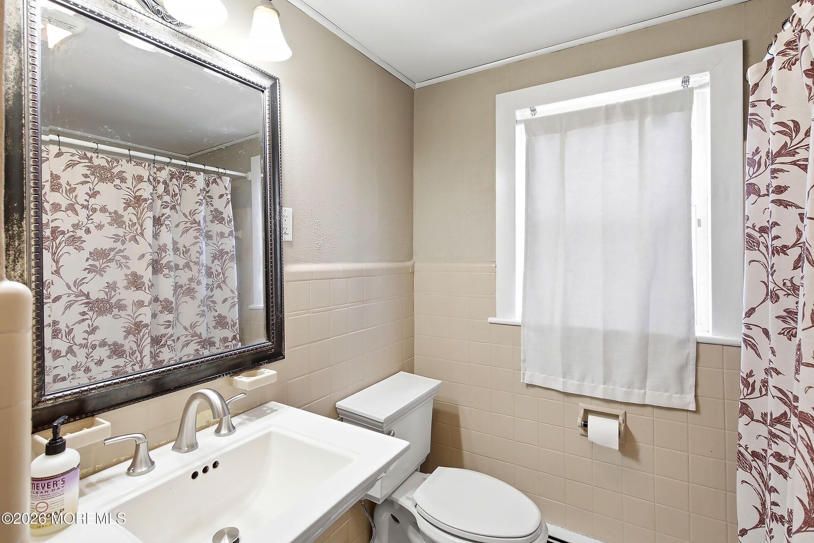 28 Twin Drive New Egypt NJ 08533