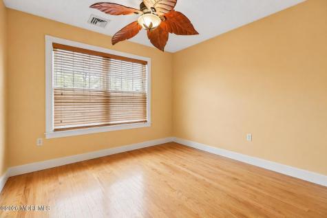 104 Spruce Circle N Barnegat NJ 08005