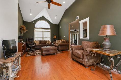 104 Spruce Circle N Barnegat NJ 08005