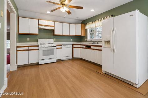 104 Spruce Circle N Barnegat NJ 08005
