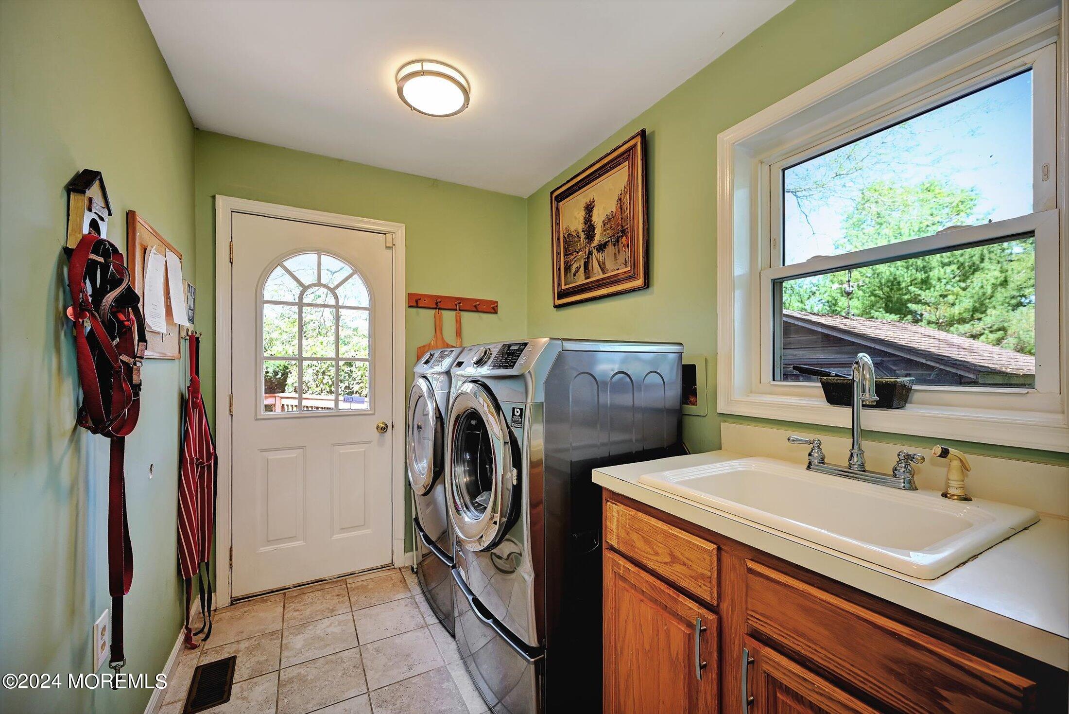 4 Hampton Hollow Drive Millstone NJ 08535
