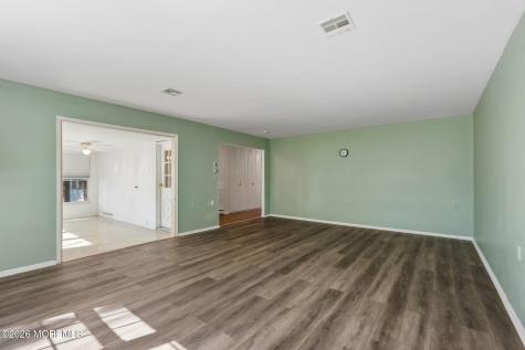 1261A Argyll Circle Lakewood NJ 08701