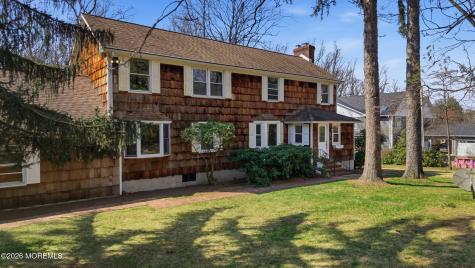 76 Telegraph Hill Road Holmdel NJ 07733