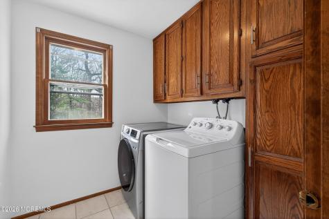 76 Telegraph Hill Road Holmdel NJ 07733