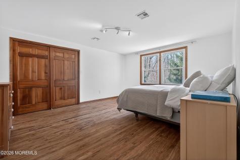 76 Telegraph Hill Road Holmdel NJ 07733