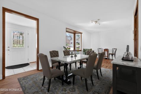 76 Telegraph Hill Road Holmdel NJ 07733