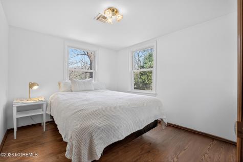 76 Telegraph Hill Road Holmdel NJ 07733