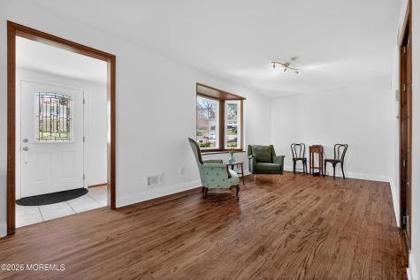 76 Telegraph Hill Road Holmdel NJ 07733