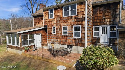 76 Telegraph Hill Road Holmdel NJ 07733