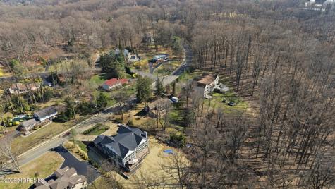 76 Telegraph Hill Road Holmdel NJ 07733