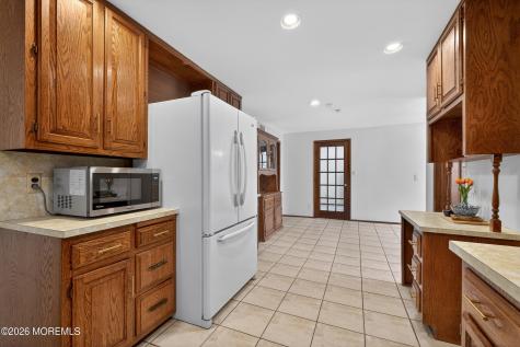 76 Telegraph Hill Road Holmdel NJ 07733