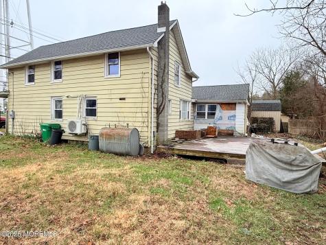 17 Maple Avenue New Egypt NJ 08533