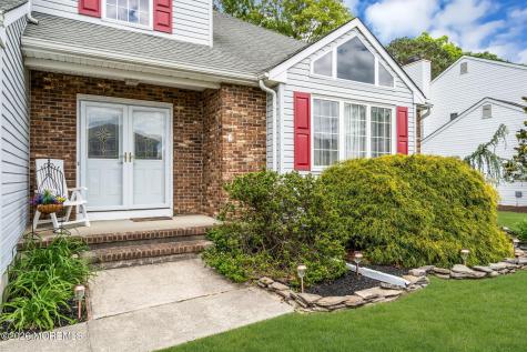 14 Jennifer Drive Howell NJ 07731