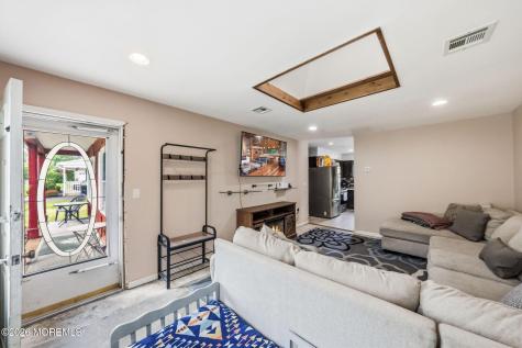 168 Milton Avenue Cliffwood NJ 07721