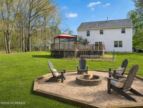 14 Aspen Court Jackson NJ 08527
